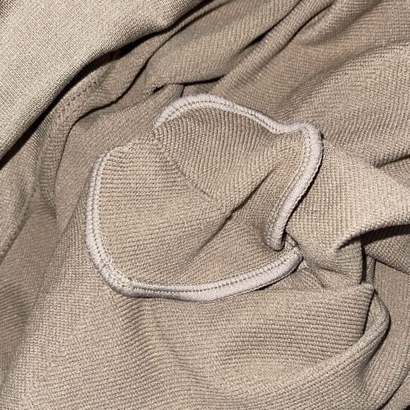 Spanx Desert Camo High Rise Look At Me‎ Now Seamless Cropped Leggings Tan Large - Picture 5 of 7